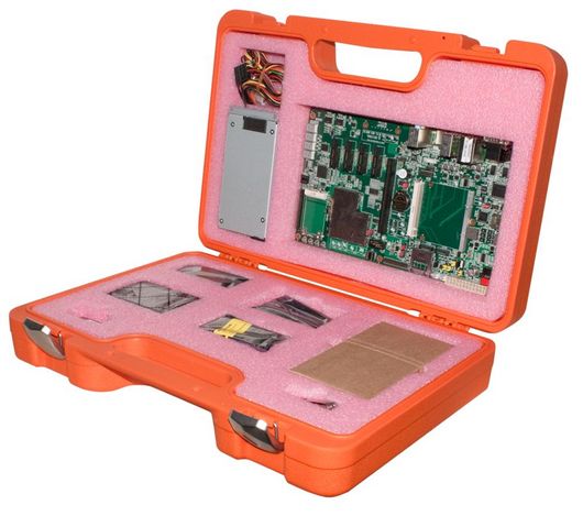 Figure 3: Ready in a few minutes: The Qseven ARM starter kit conga-QKIT